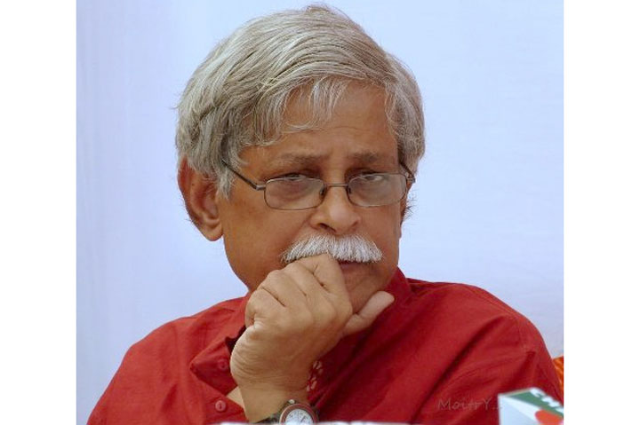বাজাই আমার ভাঙা রেকর্ড