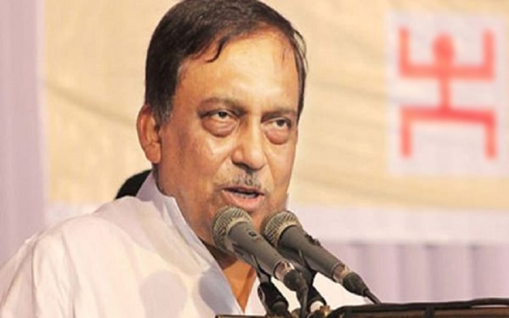 সব ধর্মের গুরুর সহায়তায় জঙ্গিবাদ দমনে সক্ষম হয়েছি: স্বরাষ্ট্রমন্ত্রী