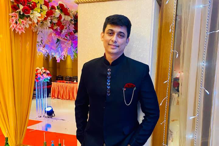 নায়ক জায়েদ খানের বাবা আর নেই