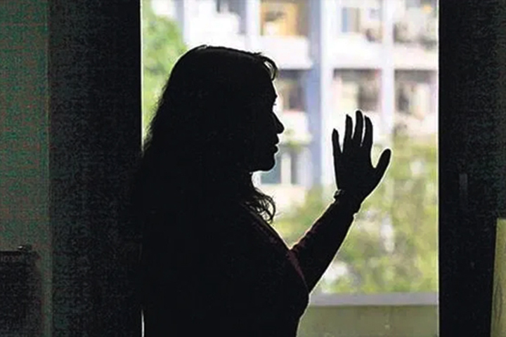 সরকারি চাকরিজীবী পাত্র না পাওয়ায় তরুণীর ‘আত্মহত্যা’ 