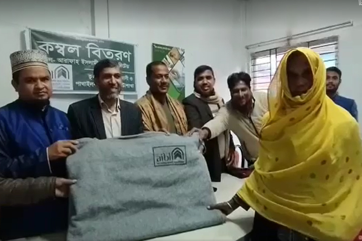 টাঙ্গাইলে ভূঞাপুরে শীতবস্ত্র বিতরণ