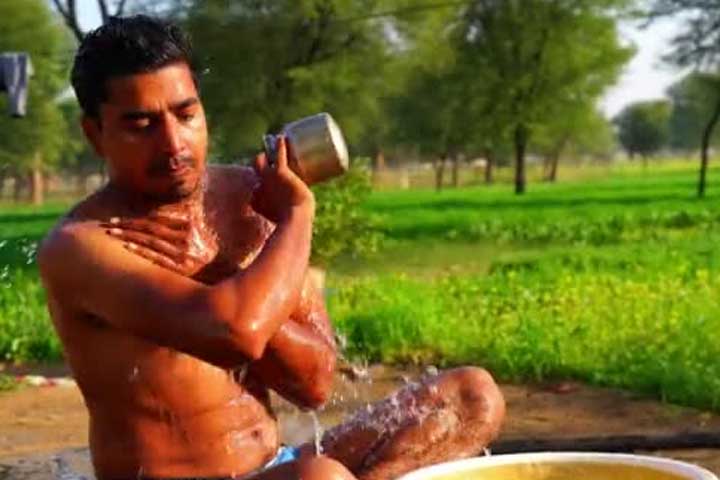 Feel the chill: Cold water bath benefits