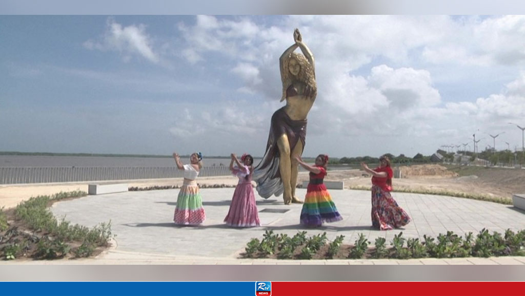 Shakira's home city unveils statue in her honor