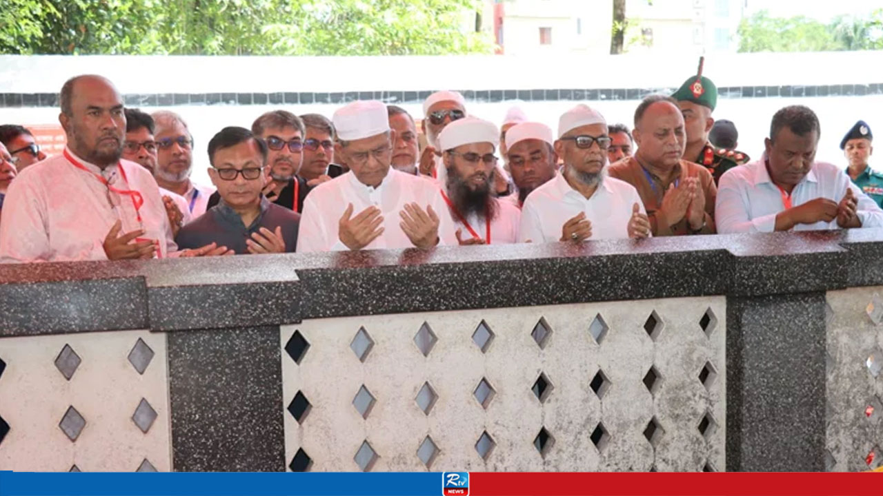 President Offered Ziarat at Sylhet Shrines following Arrival Today