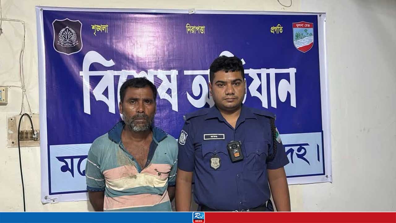 নারীকে কুঁড়েঘরে নিয়ে যান আনিছুর, অতঃপর...