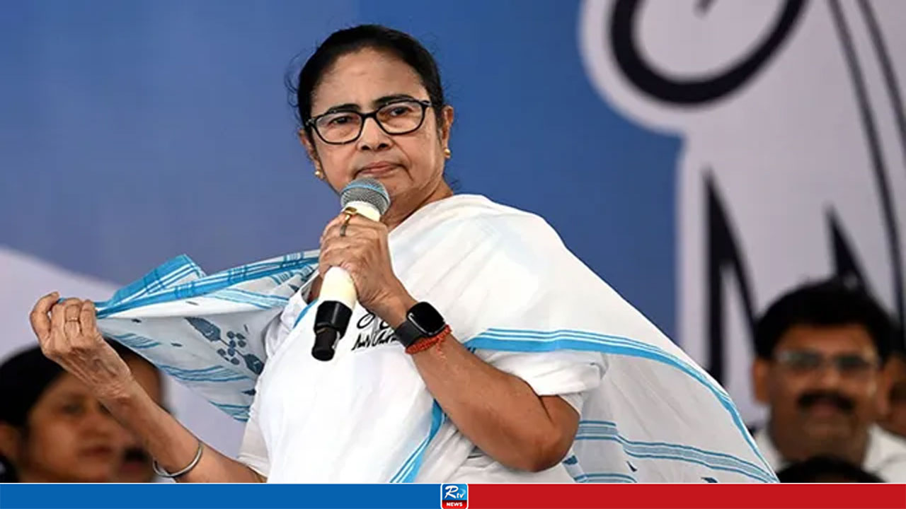 বদলে গেল মমতা বন্দ্যোপাধ্যায়ের দলের নাম ও প্রতীক