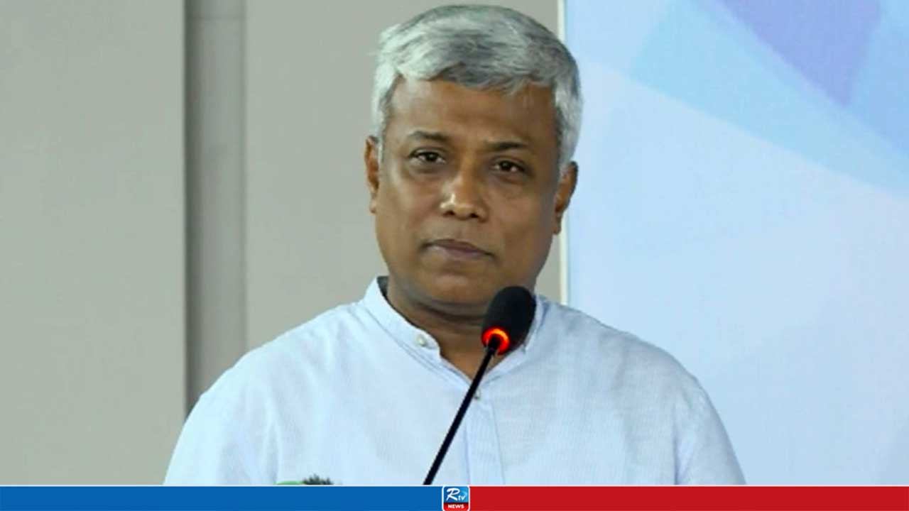 তেলের দাম কমই ছিল, পাচারের ঝুঁকি ঠেকাতে বাড়ানো হয়েছে: জ্বালানি প্রতিমন্ত্রী