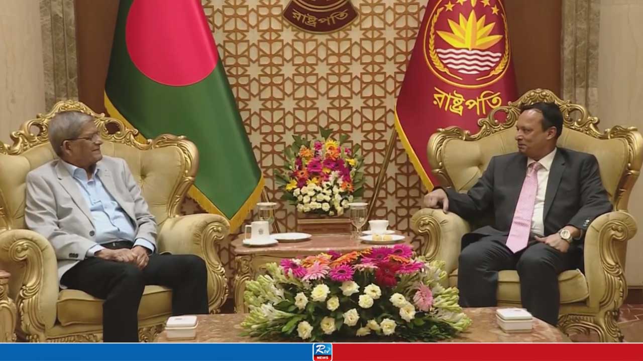 রাষ্ট্রপতির সঙ্গে অ্যাটর্নি জেনারেলের সৌজন্য সাক্ষাৎ