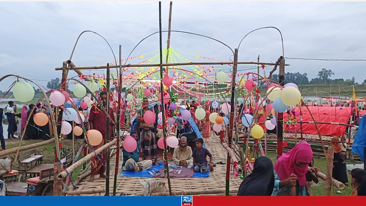 ‘নজরানা বাঁশের ভুর’, ১৮ দিনের যাত্রায় আটরশির পথে ভক্তরা
