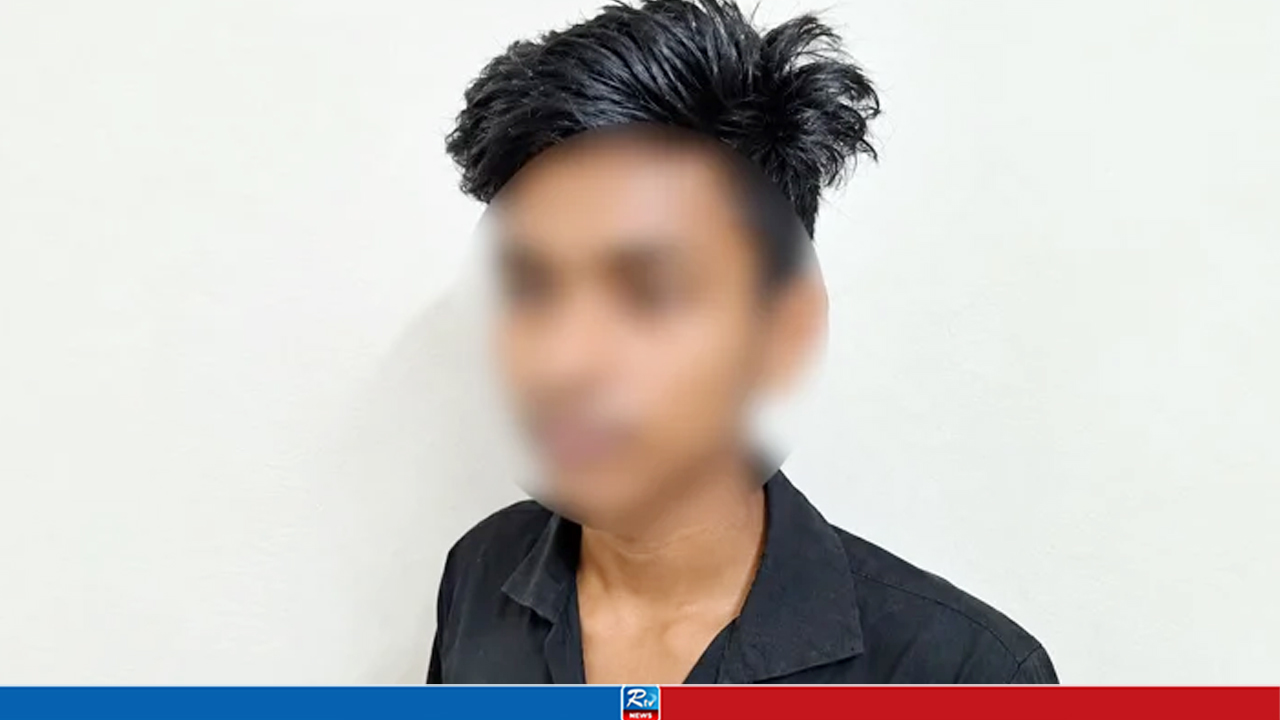 মিষ্টি খেয়ে যে কারণে হাজতে যেতে হলো কিশোরকে