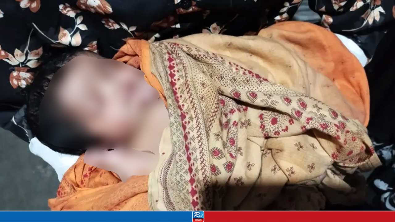 রাস্তার পাশে পড়ে থাকা পলিথিনের ব্যাগে মিলল ফুটফুটে নবজাতক