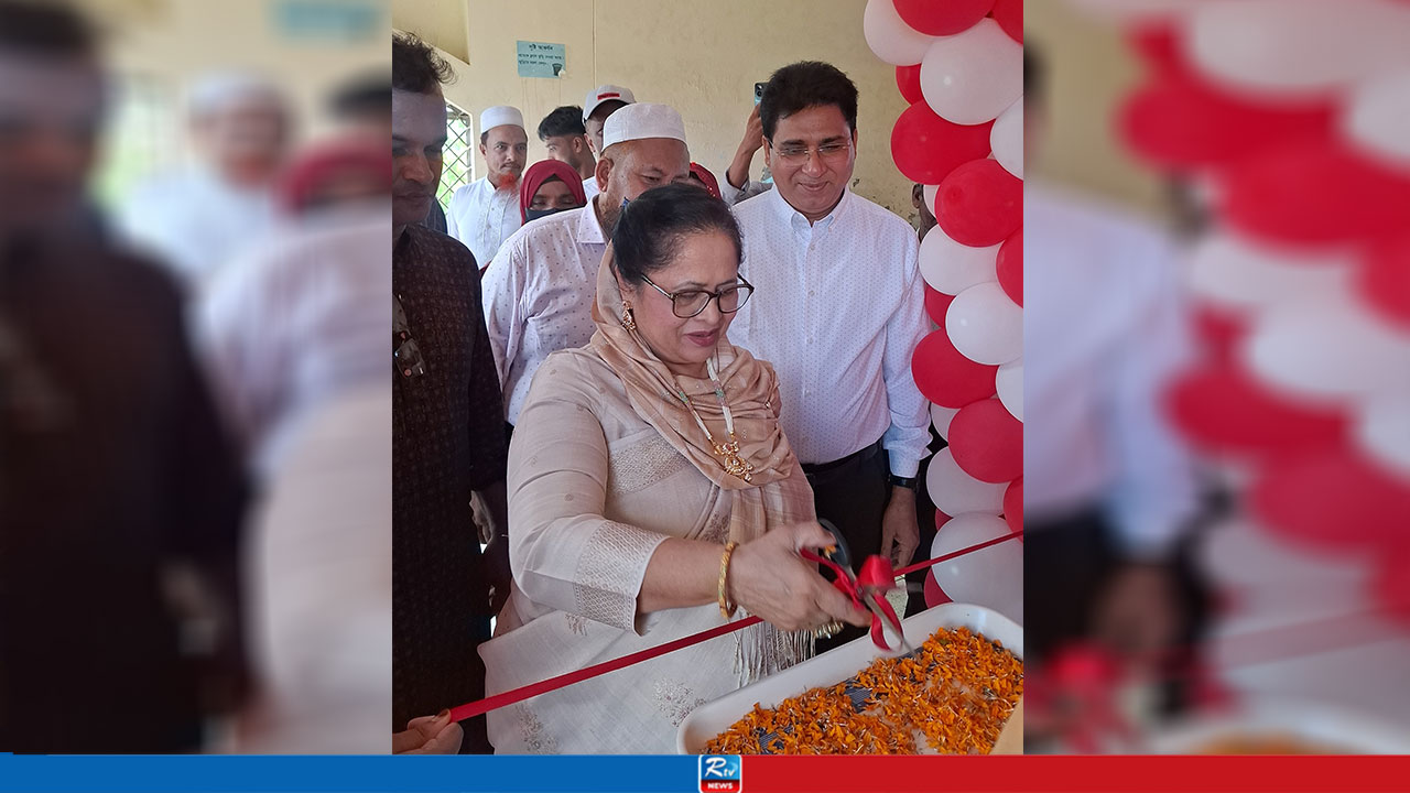প্রযুক্তিনির্ভর শিক্ষার সুযোগ বাড়াতে কচুয়ায় ডিজিটাল কম্পিউটার ল্যাব উদ্বোধন