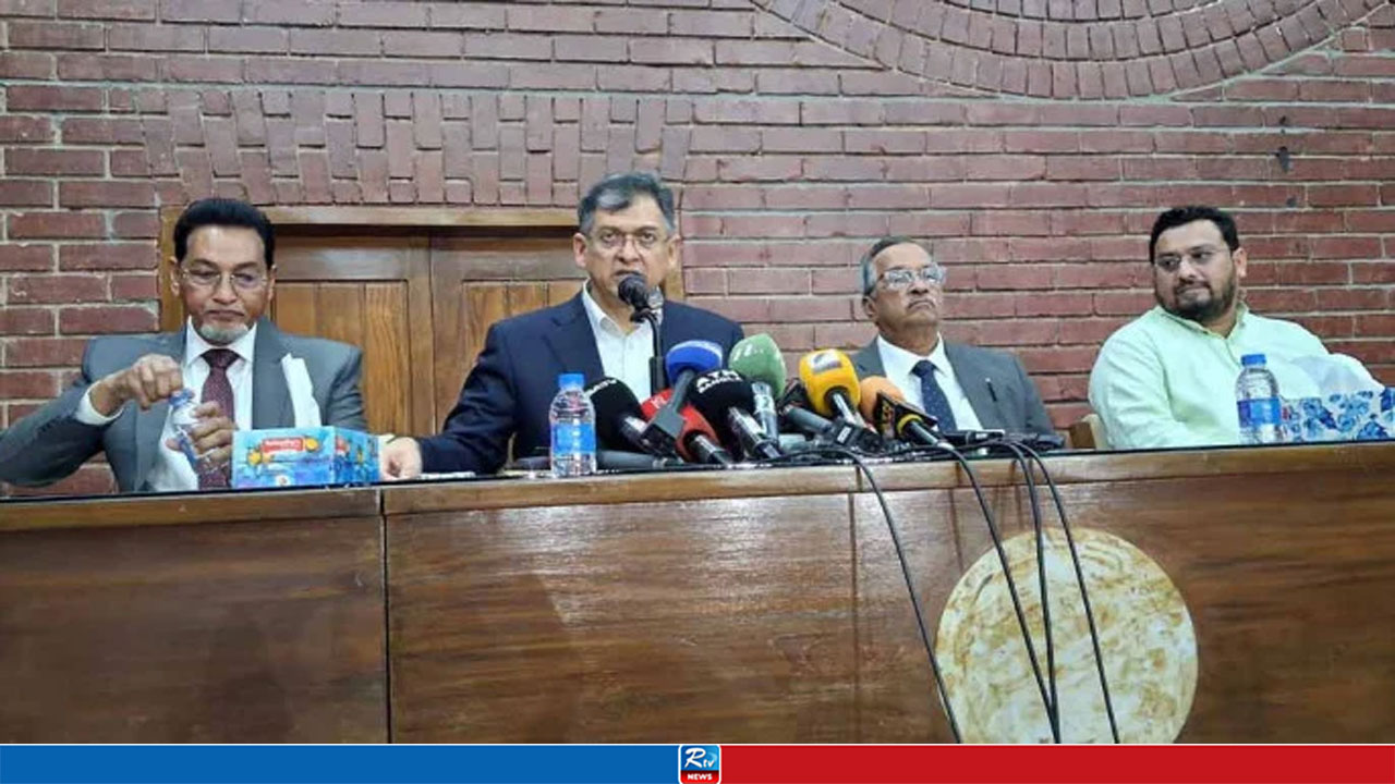 সংবিধানে ফিরছে ‘আল্লাহর ওপর পূর্ণ আস্থা’: স্বরাষ্ট্রমন্ত্রী