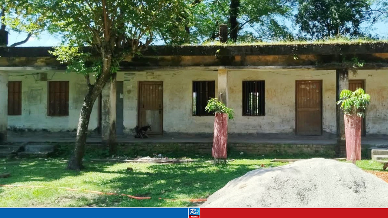 ১১ শিক্ষকের পদ শূন্য, ৪১৩ শিক্ষার্থীদের পাঠদান ব্যাহত