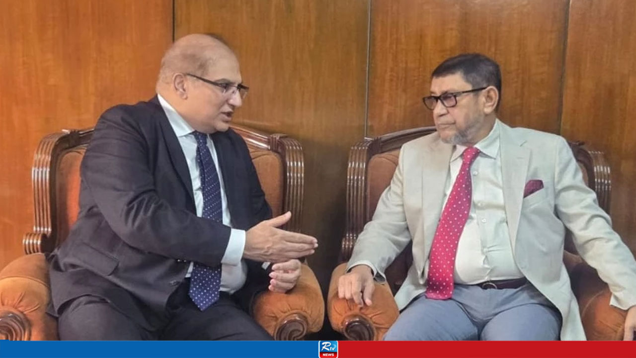 Dhaka, Islamabad Seek Expanded Ties in Healthcare and Organ Transplants