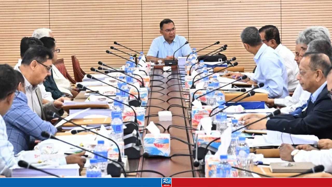 প্রধানমন্ত্রীর সভাপতিত্বে চলছে একনেক বৈঠক