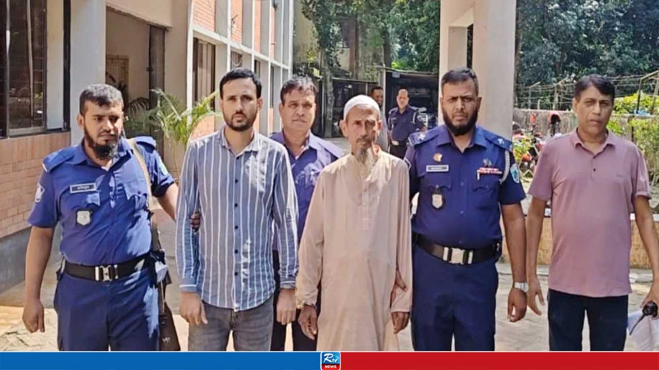 সিরাজগঞ্জে গাড়িচাপা দিয়ে দুজনকে হত্যার ঘটনায় বাবা-ছেলে গ্রেপ্তার