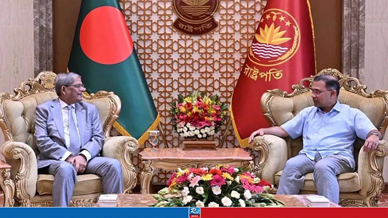 রাষ্ট্রপতির সঙ্গে প্রধানমন্ত্রীর সৌজন্য সাক্ষাৎ