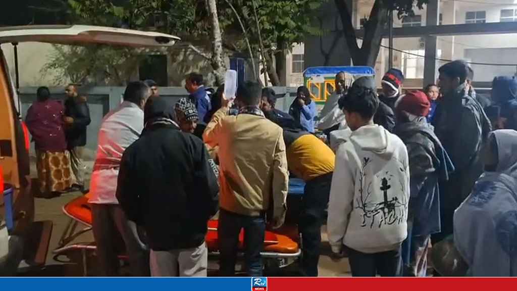 শরীয়তপুরে ব্যবসায়ীকে কোপানোর পর শরীরে পেট্রোল ঢেলে আগুন