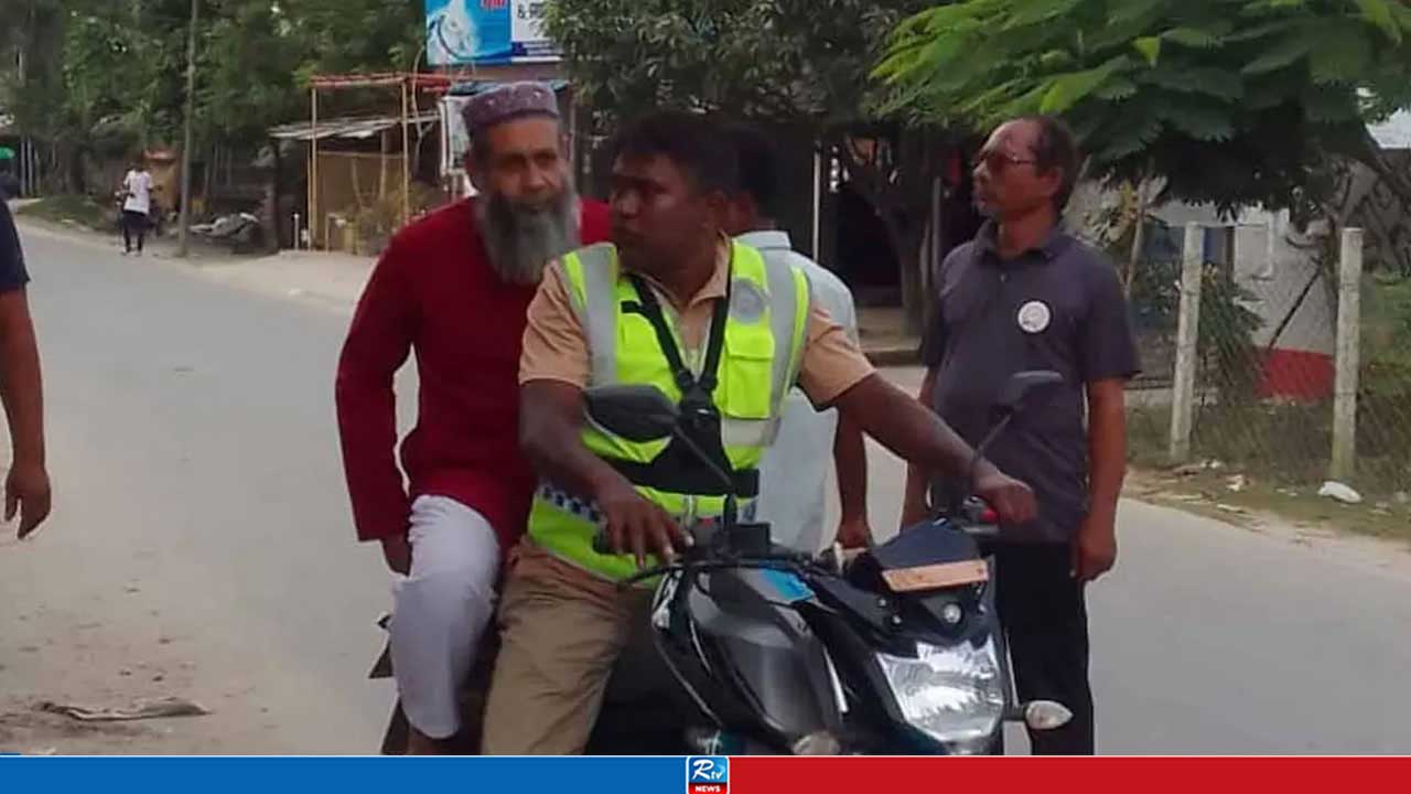 প্রধানমন্ত্রীর নির্দেশে কুষ্টিয়ার সেই শিক্ষককে পৌঁছে দেওয়া হলো বাসায়
