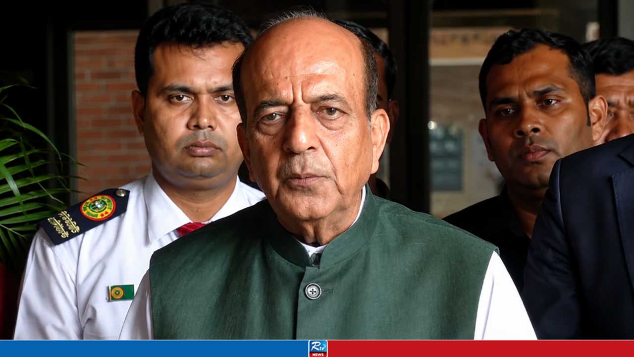 শেখ হাসিনাকে ঢুকতে দেওয়া ছাড়া ভারতের বিকল্প ছিল না: দীনেশ ত্রিবেদী