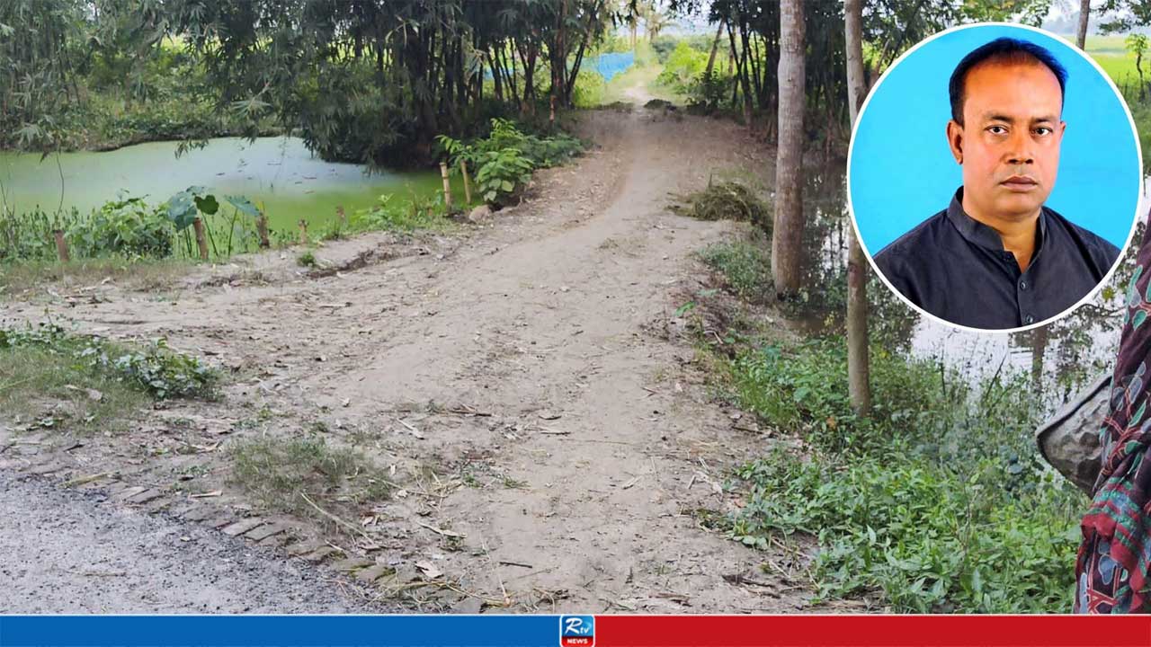 কাবিখার টাকায় পকেট ভারী চেয়ারম্যানের, নীরব প্রশাসন