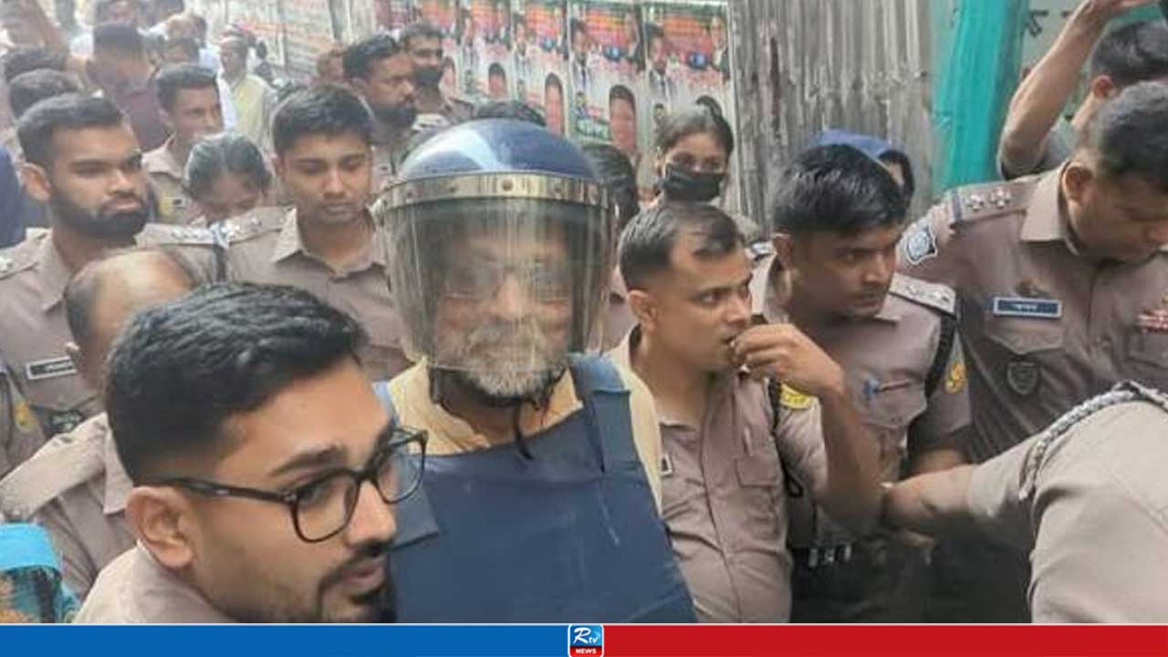 জামায়াত নেতা আখতারুজ্জামানকে কারাগারে প্রেরণ, আদালতকক্ষে হট্টগোল