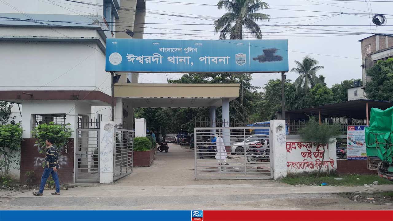 প্রেমের সম্পর্ক ছিন্ন করতে বলায় যে কাণ্ড ঘটালেন শিক্ষার্থী
