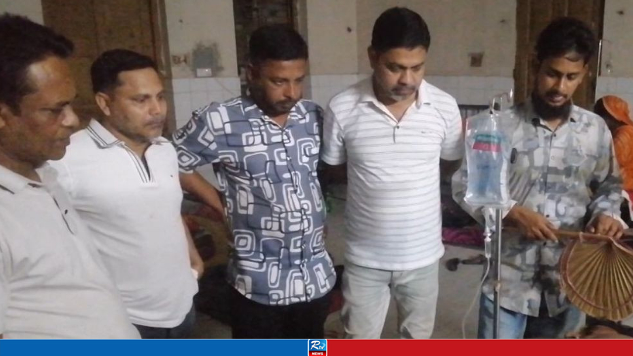 ছাত্রদল নেতার গায়ে গরম পানি ঢেলে দিলেন আওয়ামী লীগ কর্মী