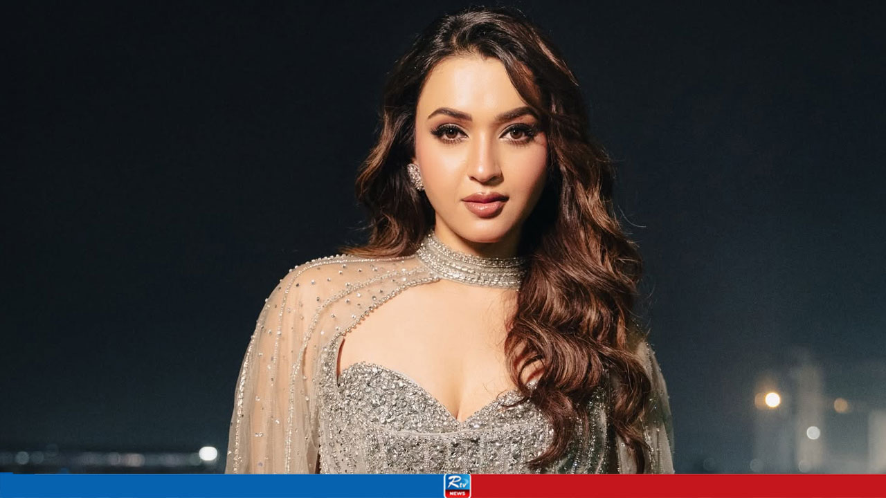 বয়স হলেই বিয়ে করতে হবে, মানতে নারাজ কৌশানি