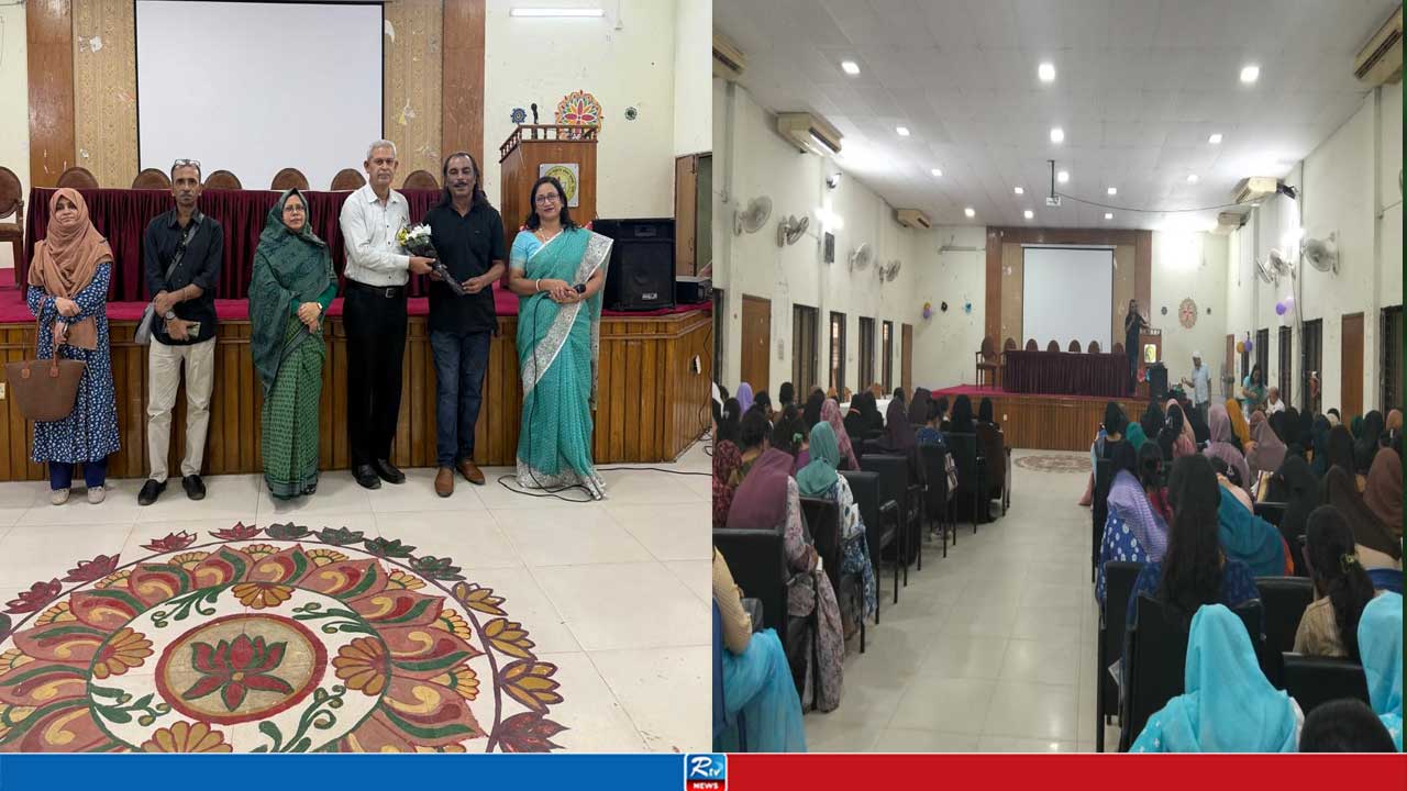 শিল্পী শিমুল মুস্তাফার প্রশিক্ষণে বদরুন্নেসা কলেজে প্রমিত উচ্চারণ কর্মশালা