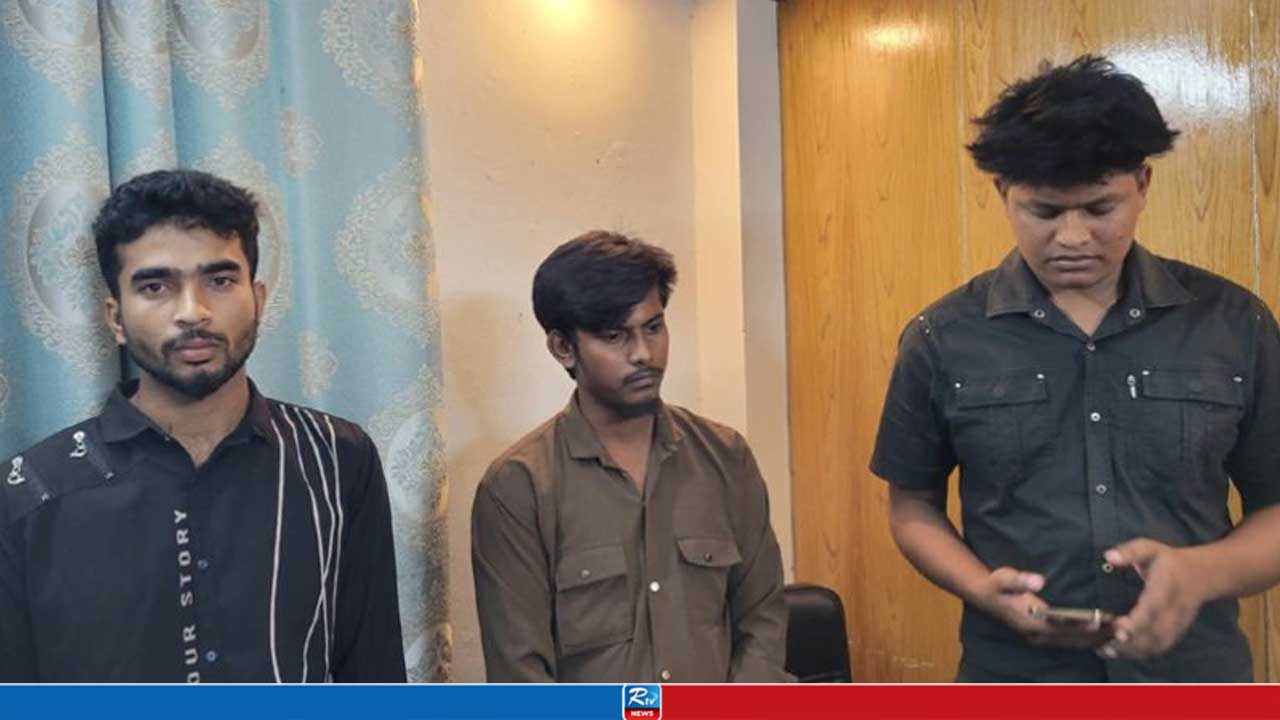 বিশ্ববিদ্যালয় ছাত্রীকে উত্ত্যক্ত করে ৩ যুবক ধরা, দিলেন ‘বিশেষ পরিচয়’