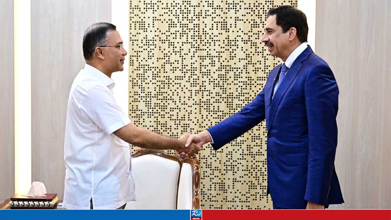 ডিপি ওয়ার্ল্ডকে বাংলাদেশে বিনিয়োগের আহ্বান প্রধানমন্ত্রীর