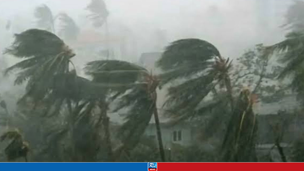 সন্ধ্যার মধ্যে দেশের ৪ জেলায় ৬০ কিমি বেগে ঝড়ের আশঙ্কা