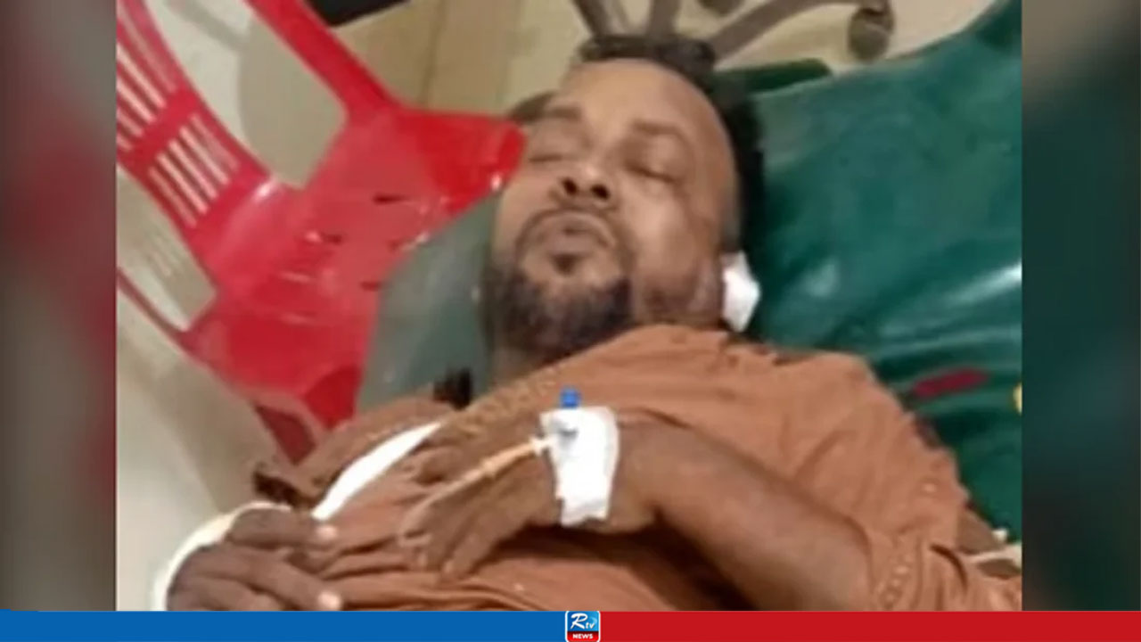 দুর্ঘটনায় জ্ঞান হারান মোটরসাইকেল আরোহী, পকেটে মিলল ৯৫০ পিস ইয়াবা