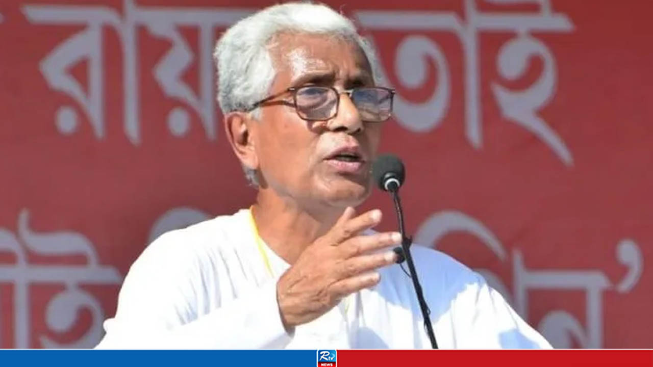 দিল্লিতে আটক ত্রিপুরার সাবেক মুখ্যমন্ত্রী মানিক সরকার 