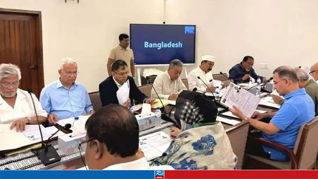 দলের শীর্ষ নেতাদের সঙ্গে বৈঠকে প্রধানমন্ত্রী  
