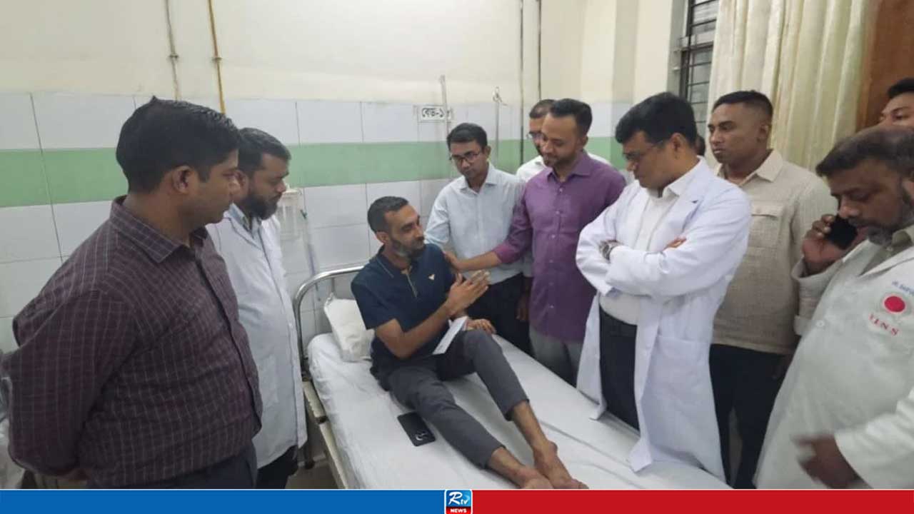 খুলনার খান সাইফুলের চিকিৎসার দায়িত্ব নিলেন প্রধানমন্ত্রী