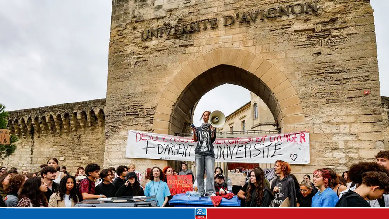French Students Decry Failures of Education System