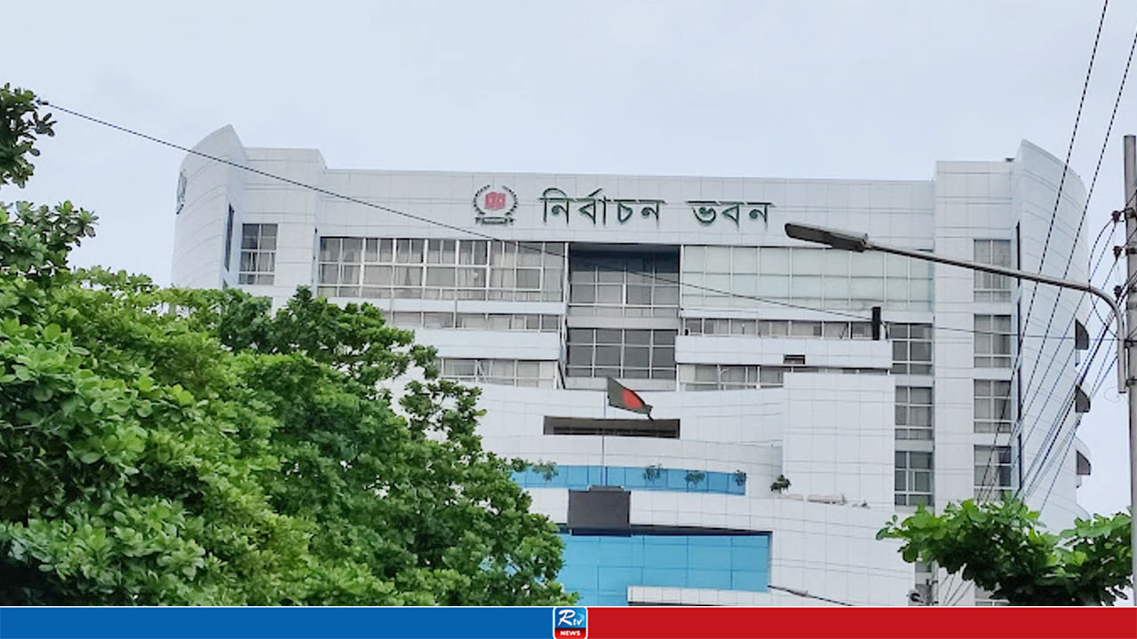 ইউপি ভোট নিয়ে সোমবার বৈঠকে বসছে ইসি