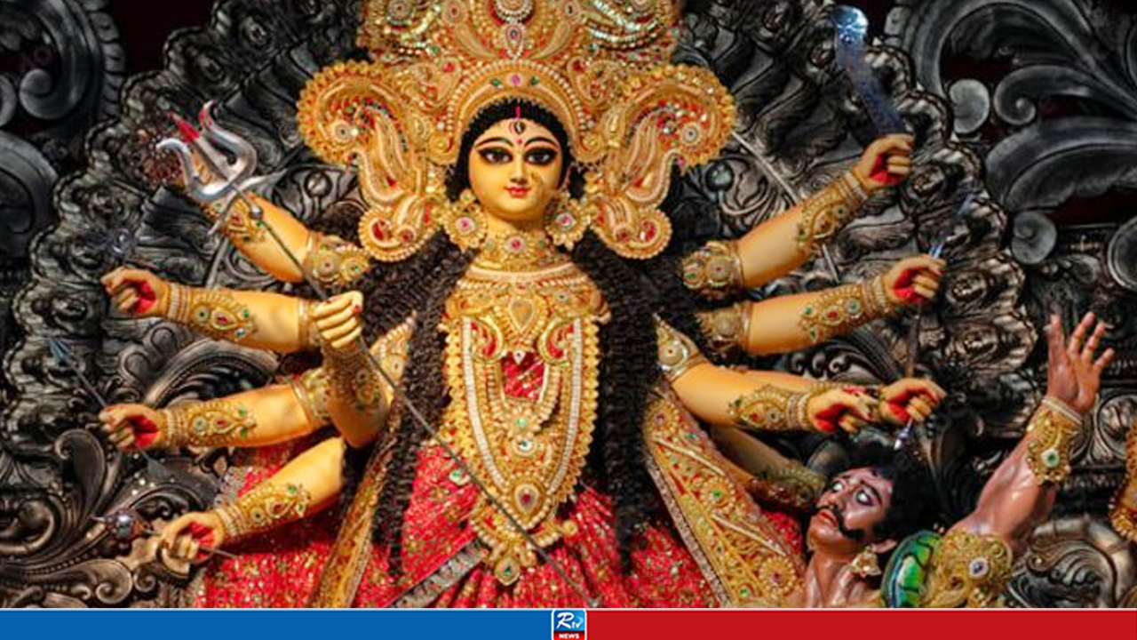 দুর্গাপূজা যেভাবে বাঙালি হিন্দুদের বৃহত্তম ধর্মীয় উৎসবে পরিণত হলো