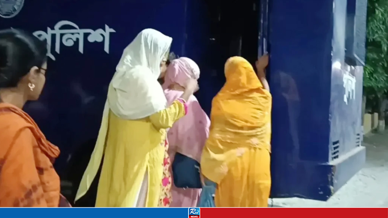 সাবেক স্বামীর ব্যক্তিগত ছবি-ভিডিও ছড়ানোর অভিযোগে শিক্ষিকা গ্রেপ্তার
