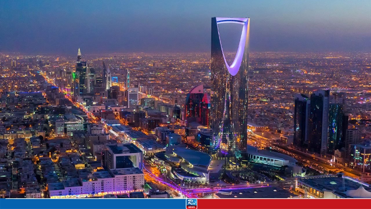 Houthis Launch Missile Attack on Riyadh for Third Consecutive Day