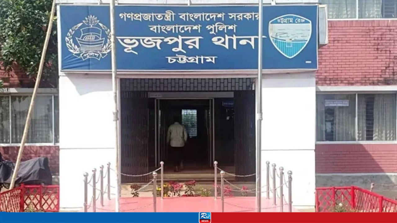 বেতন ও বোনাসের টাকা নিয়ে ফেরার পথে ব্যবস্থাপককে কুপিয়ে ছিনতাই