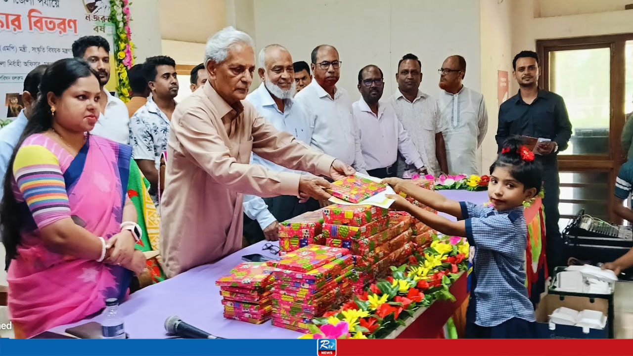 দেশের সব শিক্ষাপ্রতিষ্ঠানের শিক্ষার্থীদের নিয়ে হবে ‘জাতীয় নজরুল উৎসব’: সংস্কৃতিমন্ত্রী