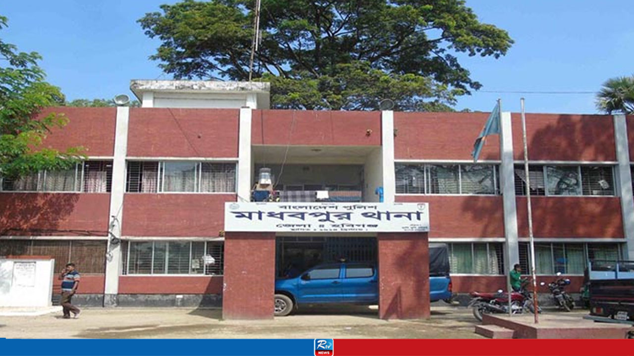 ষষ্ঠ শ্রেণির ছাত্রী তাহমিনাকে অপহরণ, গ্রেপ্তারি পরোয়ানা সত্ত্বেও প্রকাশ্যে অভিযুক্তরা