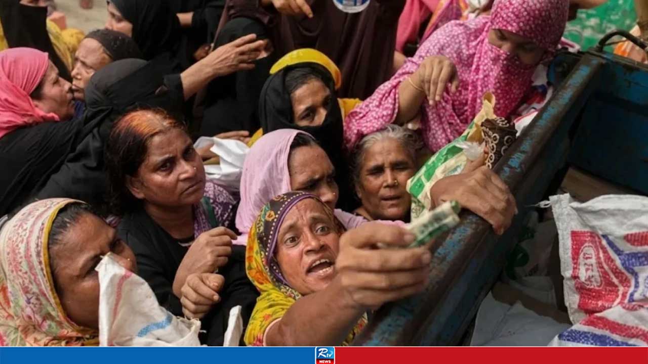 বাংলাদেশের প্রায় অর্ধেক পরিবার ঋণগ্রস্ত: জরিপ