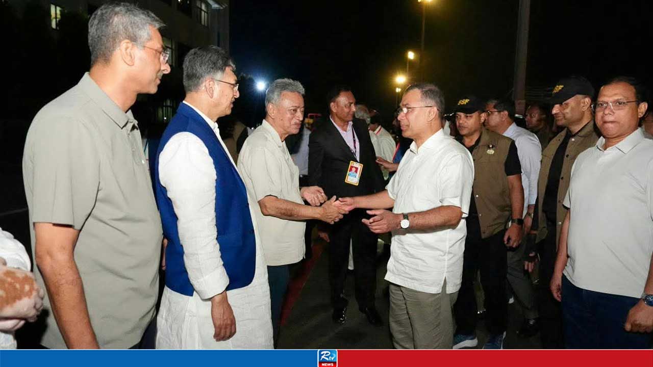 চট্টগ্রামে পৌঁছেছেন প্রধানমন্ত্রী