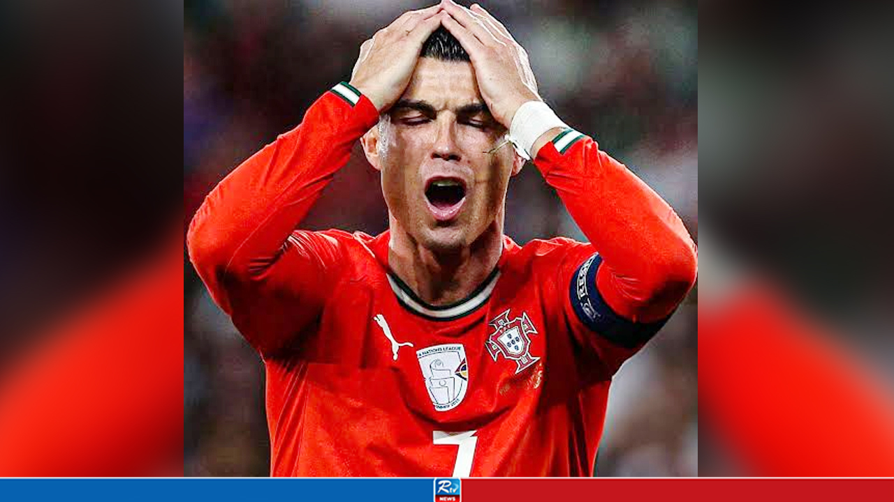 রোনালদোকে ৩০ দিনের নিষেধাজ্ঞা, ২৫৫ ইউরো জরিমানা