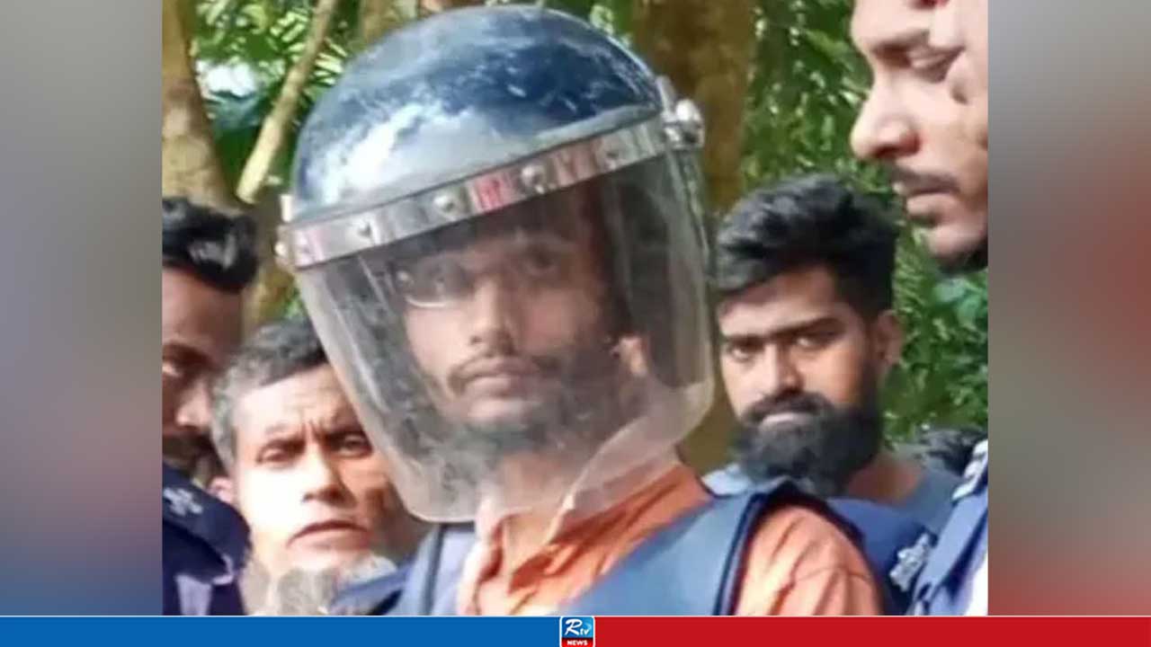 দাদাকে কুপিয়ে হত্যা: দুই পা কেটে রাখা হয় ট্রাভেল ব্যাগে